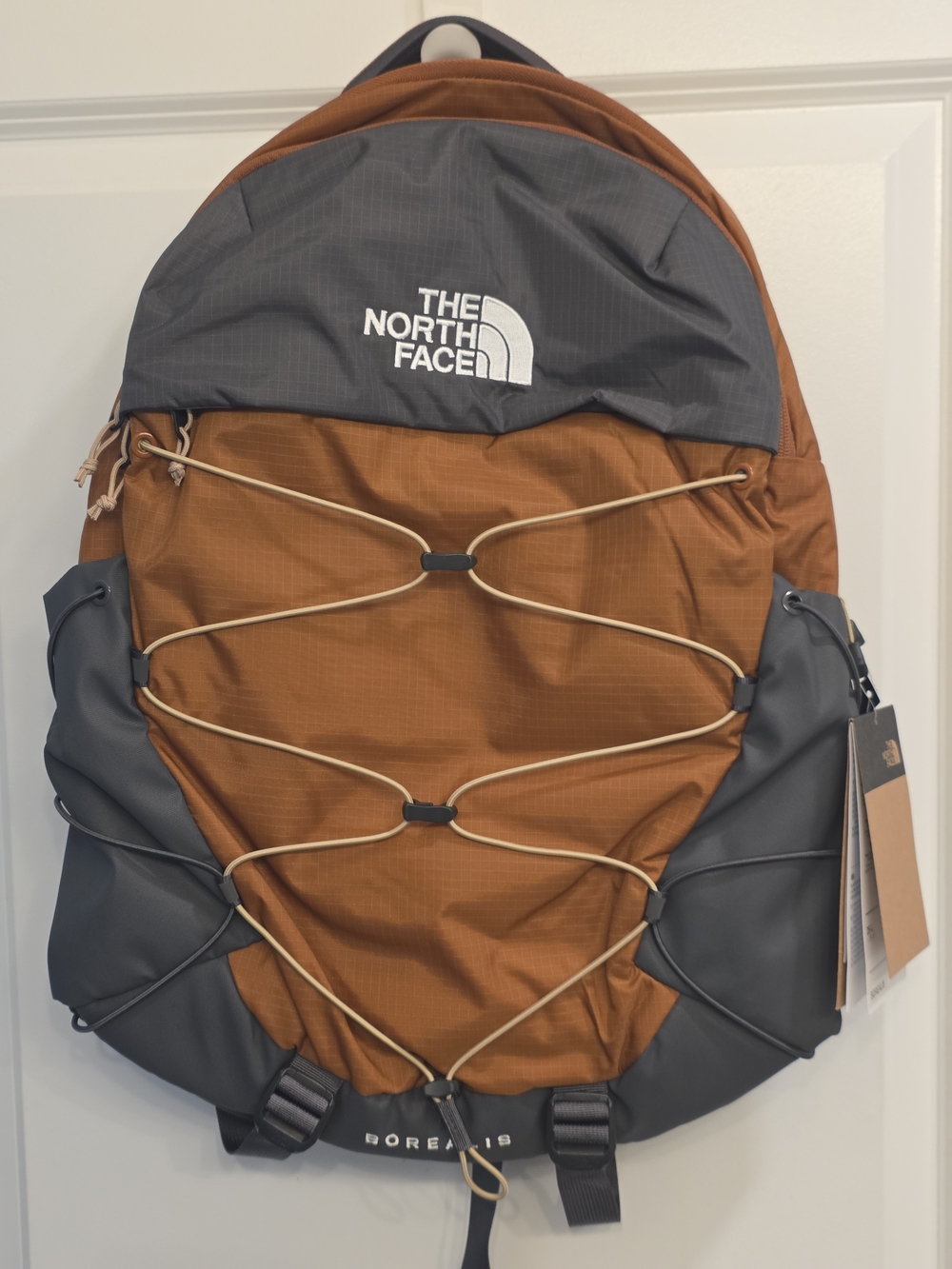 NWT The North Face Borealis Backpack 28L - Burnt Umber / Asphalt Grey (One Size)
